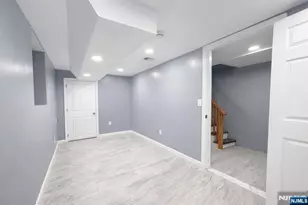 413 16th Street 1, Newark, NJ 07103 - Photo 33