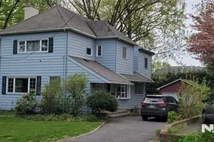 96 Columbus Dr, Tenafly, NJ 07670 - Photo 1
