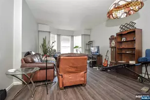 557 Hudson Ave, Weehawken, NJ 07086 - Photo 17