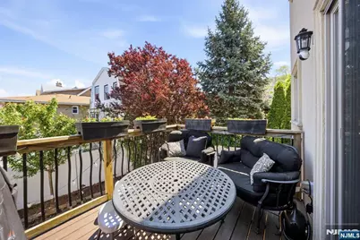 427 Lawton Avenue, Cliffside Park, NJ 07010 - Photo 19
