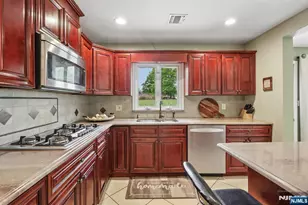 921 Linwood Ave, Ridgewood, NJ 07450 - Photo 13