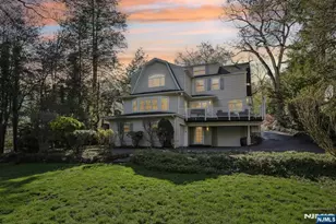 215 Beechwood Rd, Ridgewood, NJ 07450 - Photo 37
