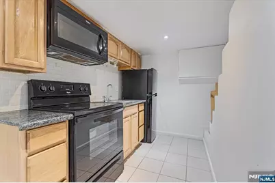 94 Manchester Avenue, Paterson, NJ 07502 - Photo 3