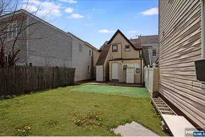 94 Manchester Avenue, Paterson, NJ 07502 - Photo 25