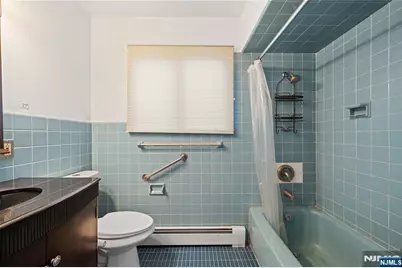 77 Macarthur Drive, Clifton, NJ 07013 - Photo 17