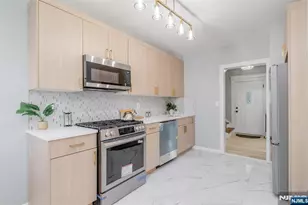 208 11th St, Newark, NJ 07107 - Photo 7