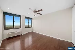 200 Winston Dr 3102, Cliffside Park, NJ 07010 - Photo 15