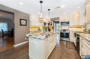 36 Ella St, Bloomingdale, NJ 07403 - Photo 3