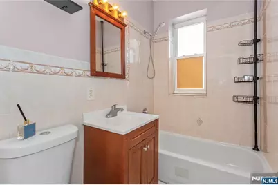 133 Maple Avenue 405 #405, East Orange, NJ 07017 - Photo 7