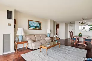 555 North Ave 25-K, Fort Lee, NJ 07024 - Photo 5