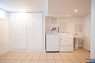 4 Augusta St, Elmwood Park, NJ 07407 - Photo 23