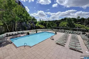 250 Gorge Road 29L, Cliffside Park, NJ 07010 - Photo 27