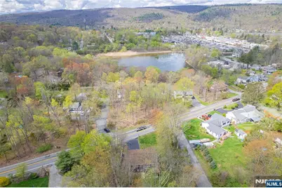 678 Morsetown Road, West Milford, NJ 07480 - Photo 31