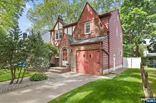 988 Richard Ct, Teaneck Township, NJ 07666 - Photo 21