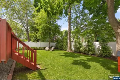 988 Richard Court, Teaneck Township, NJ 07666 - Photo 19