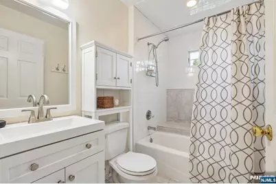 43 N Pleasant Avenue, Ridgewood, NJ 07450 - Photo 27