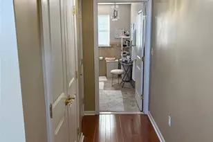 6 Central Ave 3, Rochelle Park Township, NJ 07662 - Photo 17