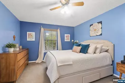 972 Juniper Way, Mahwah, NJ 07430 - Photo 11