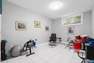 88B Myrtle Ave, Edgewater, NJ 07020 - Photo 35