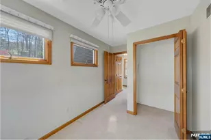 95 Wildwood Rd, Jefferson Township, NJ 07438 - Photo 29