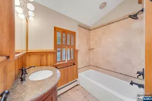 95 Wildwood Rd, Jefferson Township, NJ 07438 - Photo 23