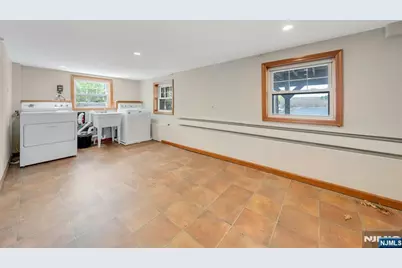 95 Wildwood Road, Jefferson Township, NJ 07438 - Photo 37