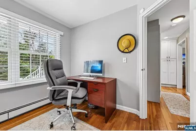 488 Dorchester Road, Ridgewood, NJ 07450 - Photo 13