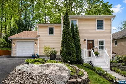 119 Sherwood Avenue, Mahwah, NJ 07430 - Photo 1