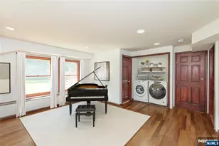 728 Prospect St, Glen Rock, NJ 07452 - Photo 9