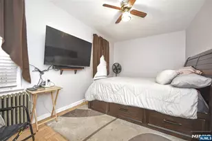 247 Grove St, Lodi, NJ 07644 - Photo 15