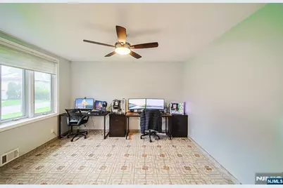 44 Roosevelt Street, Little Ferry, NJ 07643 - Photo 13