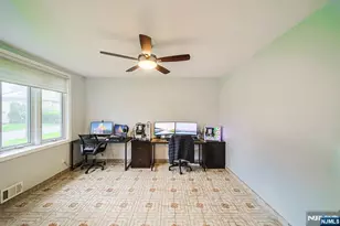 44 Roosevelt St, Little Ferry, NJ 07643 - Photo 13