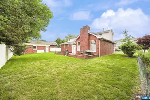 44 Roosevelt St, Little Ferry, NJ 07643 - Photo 7