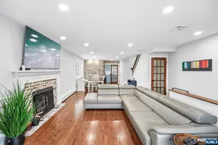 2451 Leighton B (Left Side), Fort Lee, NJ 07024 - Photo 3
