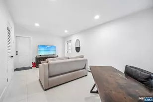 2451 Leighton B (Left Side), Fort Lee, NJ 07024 - Photo 23