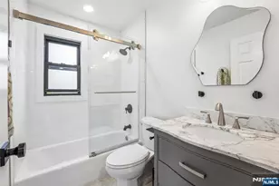 2451 Leighton B (Left Side), Fort Lee, NJ 07024 - Photo 19