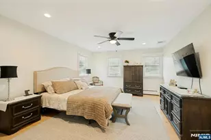 25 Dundee Ct, Mahwah, NJ 07430 - Photo 19