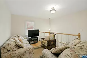 25 Dundee Ct, Mahwah, NJ 07430 - Photo 37
