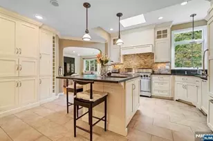 12 Lawrence Pkwy, Tenafly, NJ 07670 - Photo 17
