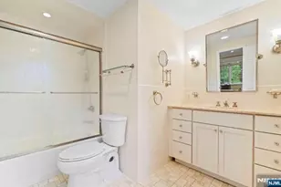12 Lawrence Pkwy, Tenafly, NJ 07670 - Photo 25