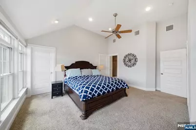 84 W Shore Road, Denville, NJ 07834 - Photo 33