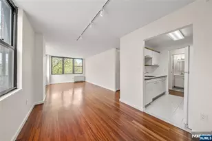 9019 Wall 5A, North Bergen, NJ 07047 - Photo 5