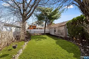 12-17 Roosevelt Pl, Fair Lawn, NJ 07410 - Photo 25