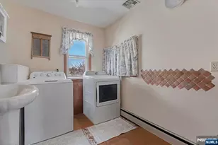 12-17 Roosevelt Pl, Fair Lawn, NJ 07410 - Photo 23