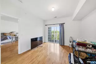 3120 Cory Ln 3120, Elmwood Park, NJ 07407 - Photo 5