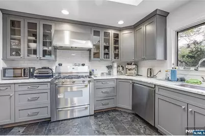 45 Lenox Avenue, Demarest, NJ 07627 - Photo 9
