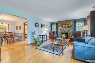 187 Henry Pl, Wyckoff Township, NJ 07481 - Photo 5