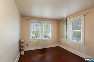 582 Center Ave, River Edge, NJ 07661 - Photo 15