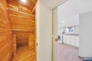 431 Van Renssalaer Ct, Ridgefield, NJ 07657 - Photo 31