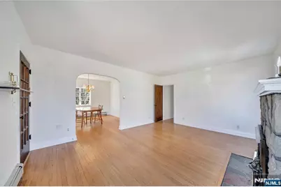 431 Van Renssalaer Court, Ridgefield, NJ 07657 - Photo 5